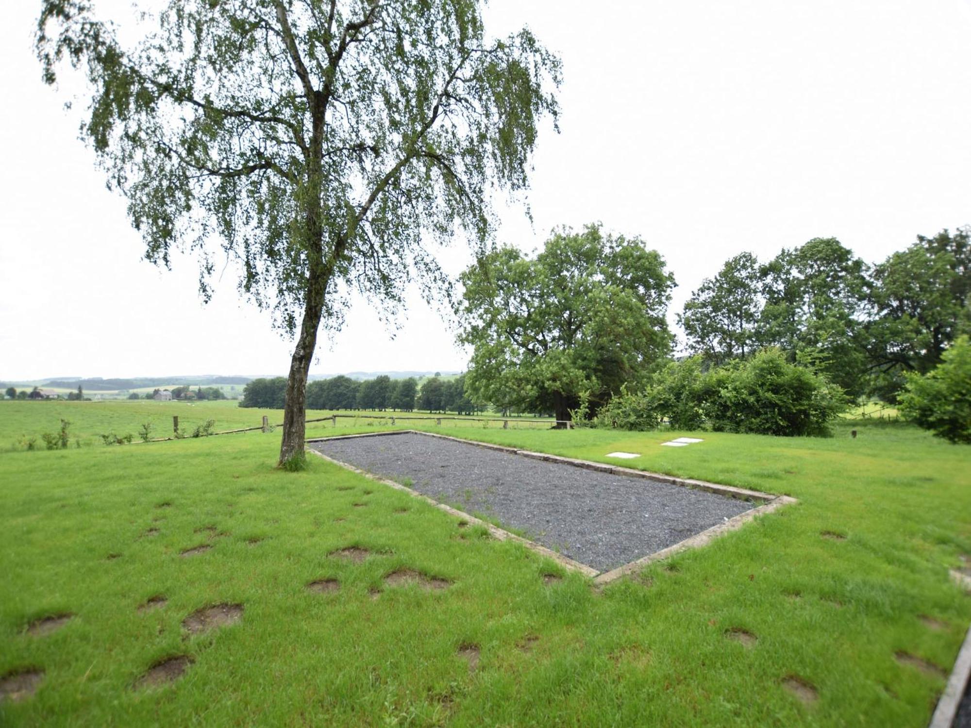 Chic Holiday Home In Noville With Sauna Eksteriør billede